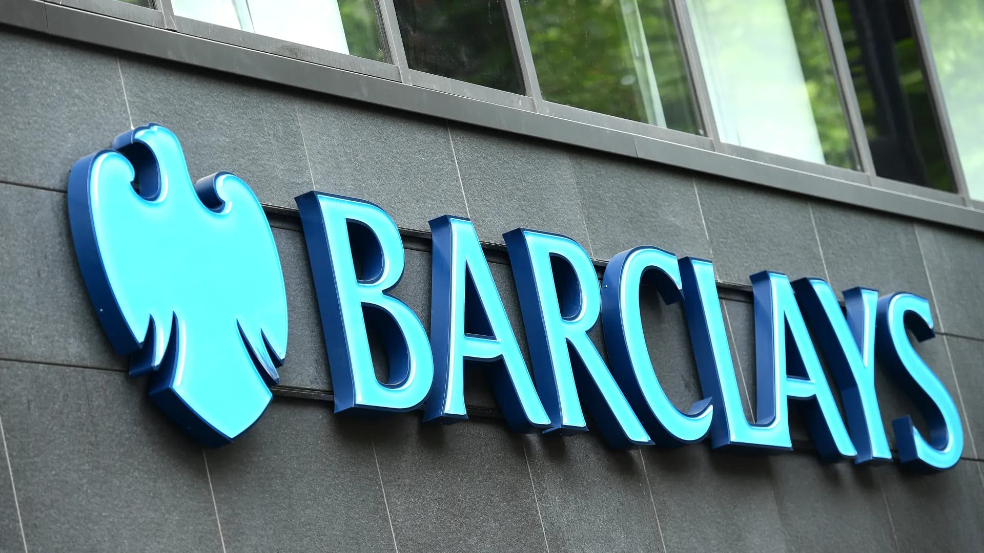 Barclays calculator divider image